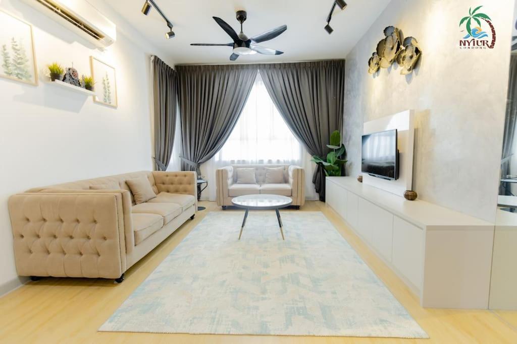 New Drawbridge Condo With Seaview And Pool Kuala Terengganu Exterior photo